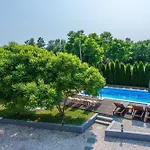 Lavanda Near Pazin, A Modern Pool In The Heart Of Istria Prázdninový dům *