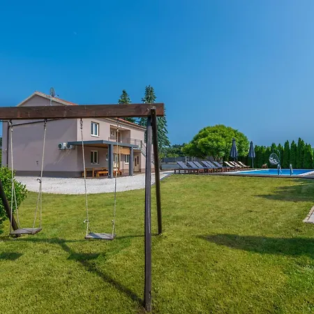 Holiday home Lavanda Near Pazin, A Modern Pool In The Heart Of Istria *
