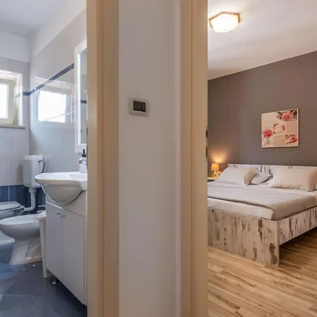 Holiday home Lavanda Near Pazin, A Modern Pool In The Heart Of Istria Pulici