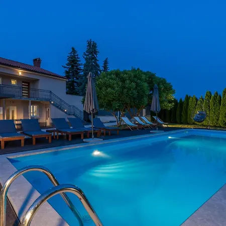 Lavanda Near Pazin, A Modern Pool In The Heart Of Istria Ferienhaus