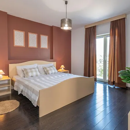 Ferienhaus Lavanda Near Pazin, A Modern Pool In The Heart Of Istria